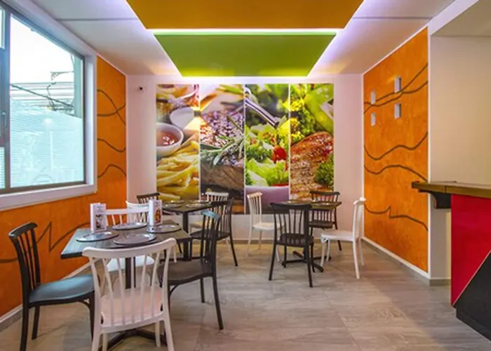 Zaragoza Boutique Motel