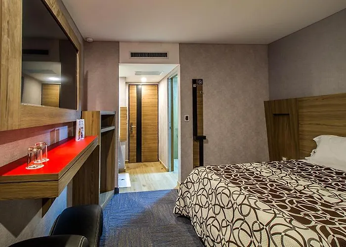 Zaragoza Boutique 3*